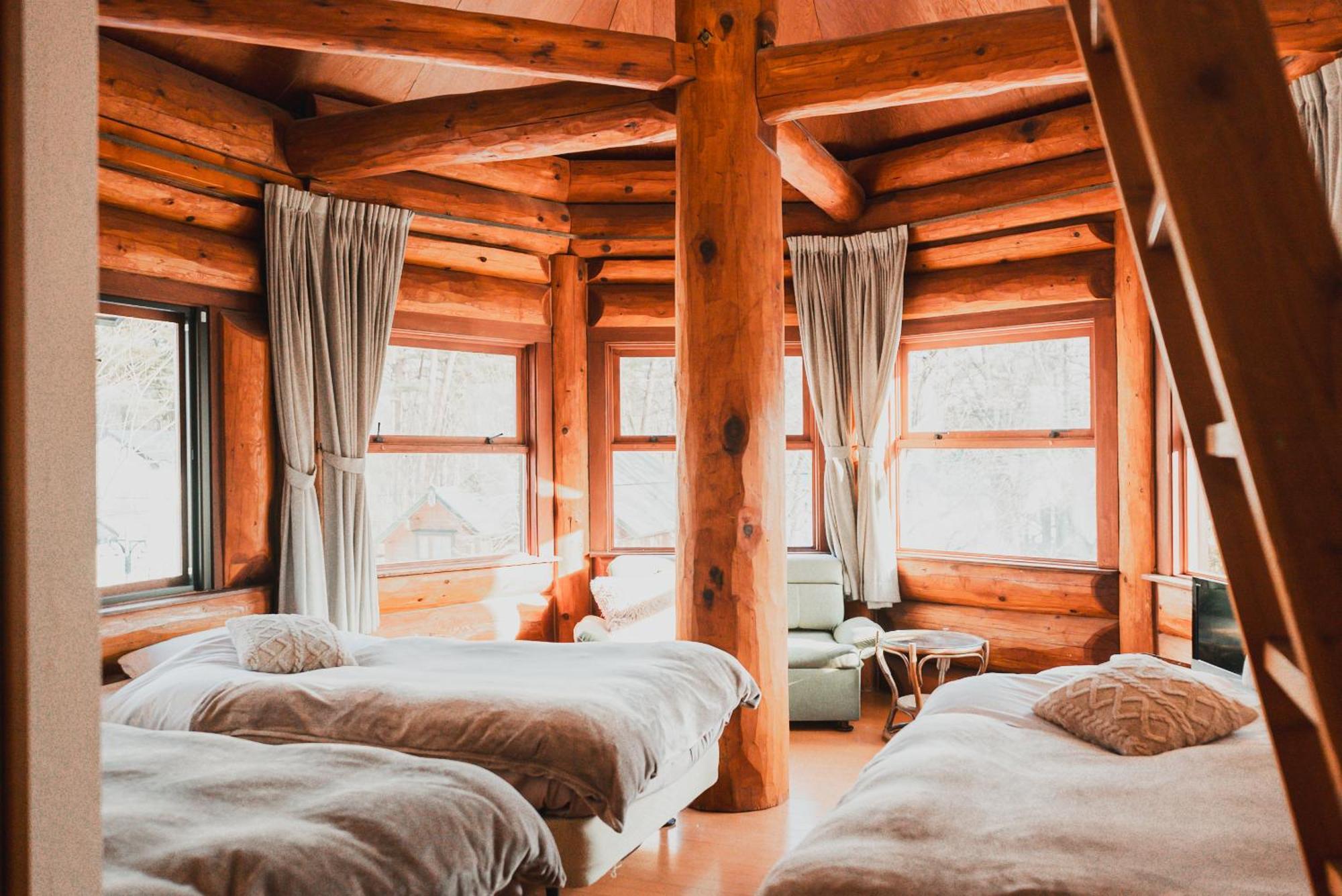 Hakuba Pension & Log Hotel Meteor Exterior photo